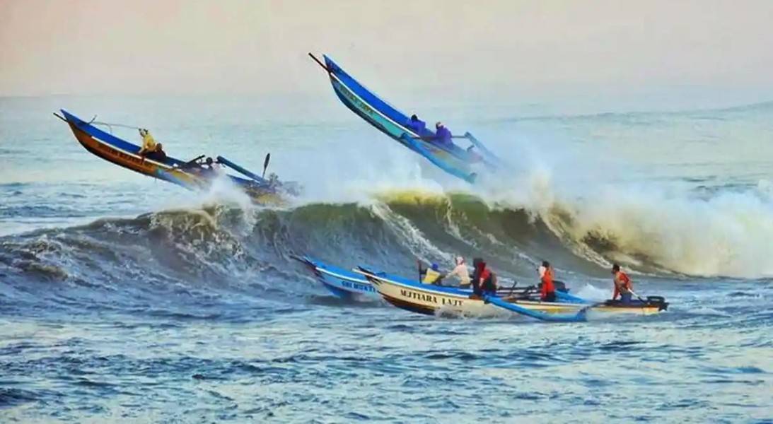 BMKG Peringatkan Nelayan Kalteng Waspada Cuaca dan Gelombang Ekstrem