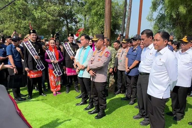 Gibran Rakabuming Tanam Jagung Serentak Dukung Ketahanan Pangan Nasional