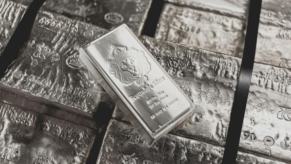 Harga Perak Hari Ini 4 November 2025 Turun Tipis, Begini Rincinya