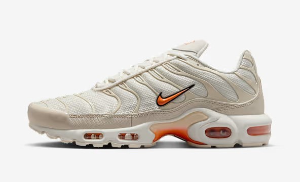 Tiga Sepatu Nike Pria Terbaru 2025 Tawarkan Teknologi Mutakhir dan Gaya Futuristik