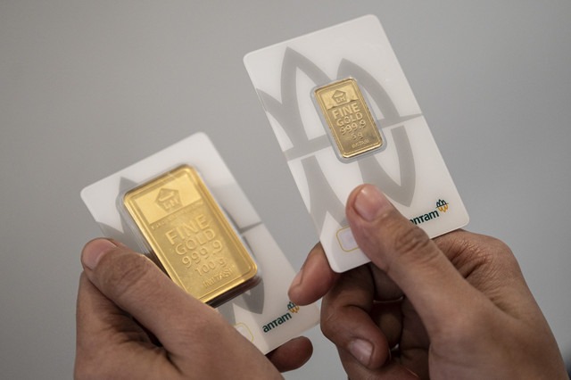 Harga Emas Antam Naik Empat Belas Ribu Galeri Dua Puluh Empat Anjlok