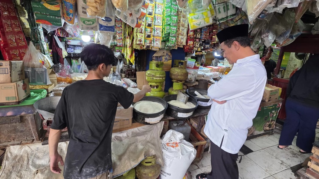Mentan Andi Amran Pastikan Stok Pangan Nasional Aman Menjelang Perayaan Lebaran