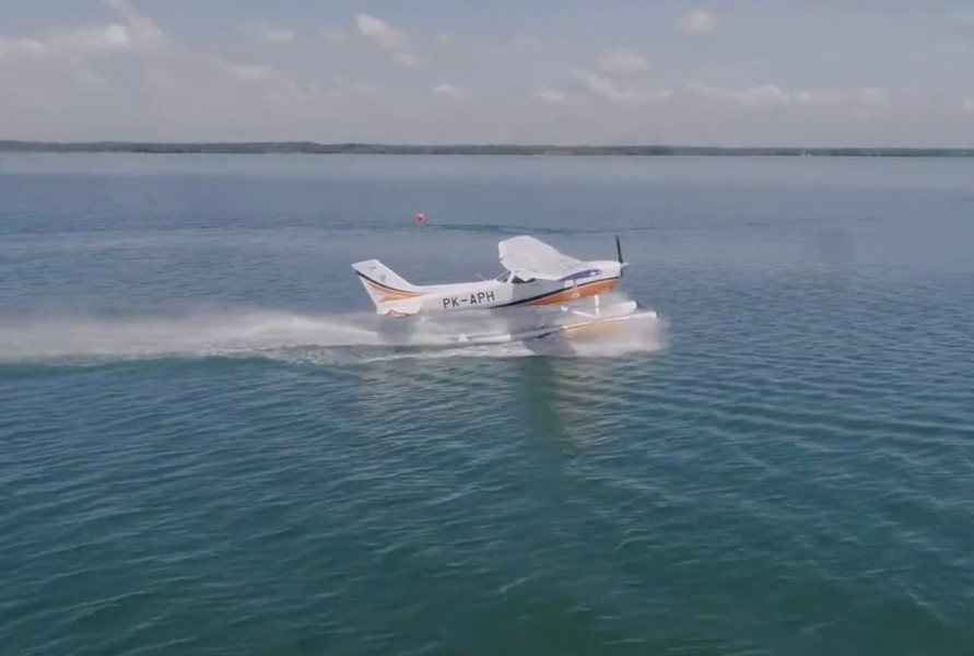 Transportasi Seaplane Sambut Kemudahan Akses Pulau Selayar