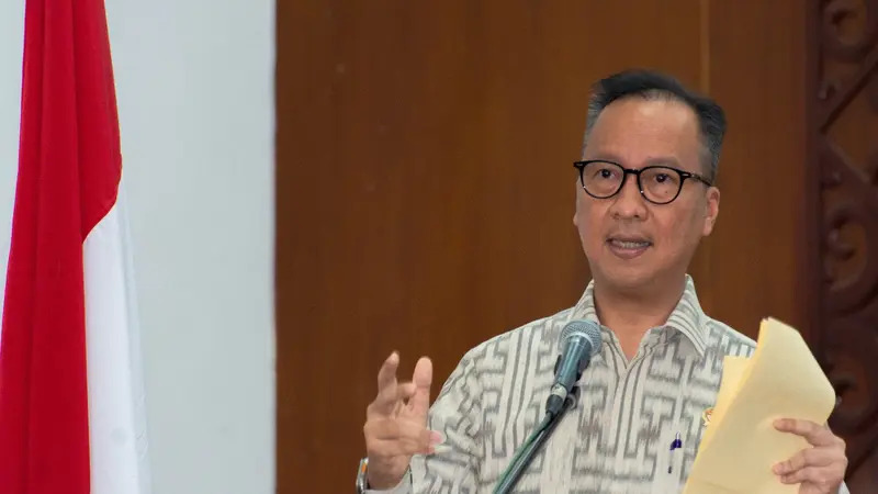 OJK Dorong Perbankan Dukung Kebijakan Devisa Hasil Ekspor SDA untuk Stabilitas Finansial