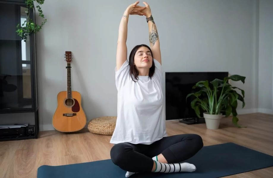 Puasa Tetap Bugar dan Nyaman, Ini 5 Peregangan Ringan Pereda Nyeri Sendi