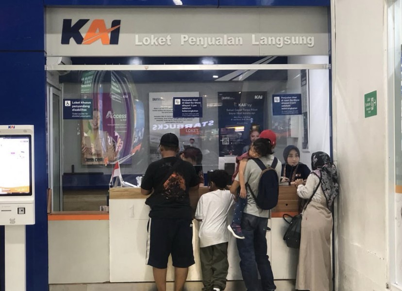 Penjualan Tiket Kereta Api Selama Libur Nataru Tembus 1 Juta, PT KAI Optimis Jelang Natal dan Tahun Baru