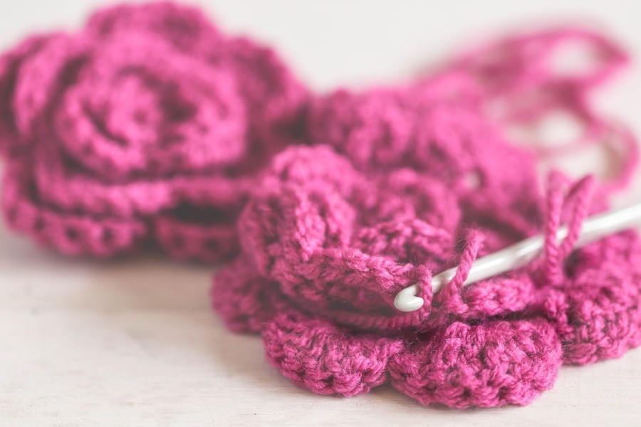Definisi Crochet, Sejarah, Alat, Teknik, hingga Tipsnya