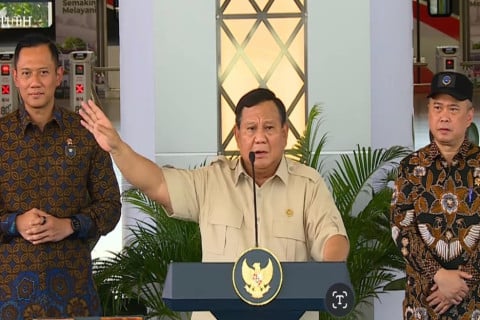 Prabowo Tegaskan Siap Tanggung Utang Whoosh, Minta Publik Tenang