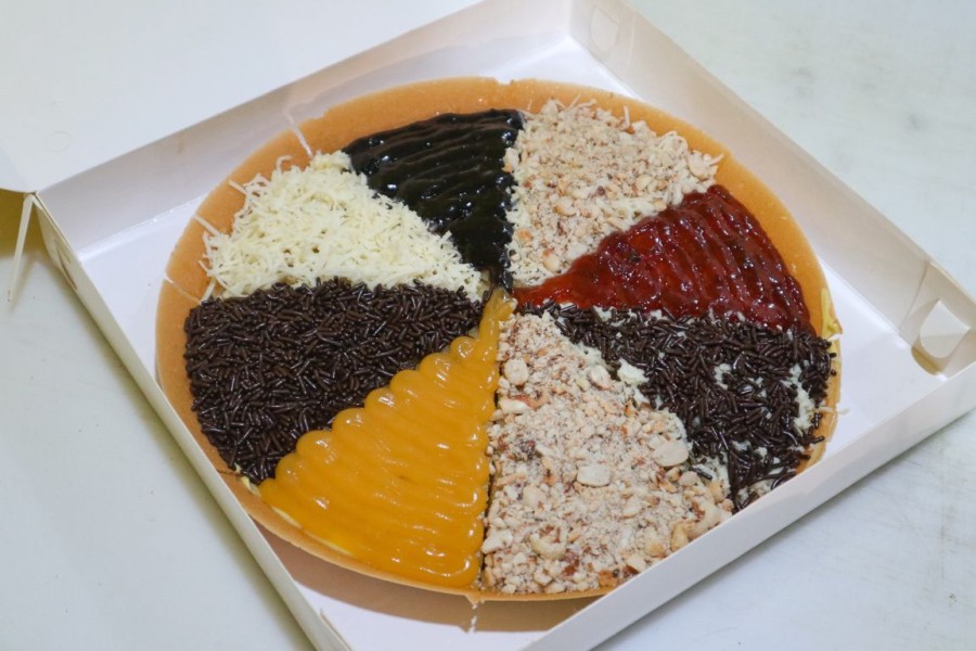 Martabak Manis 8 Rasa, Sensasi Kuliner Unik di Jakarta Selatan