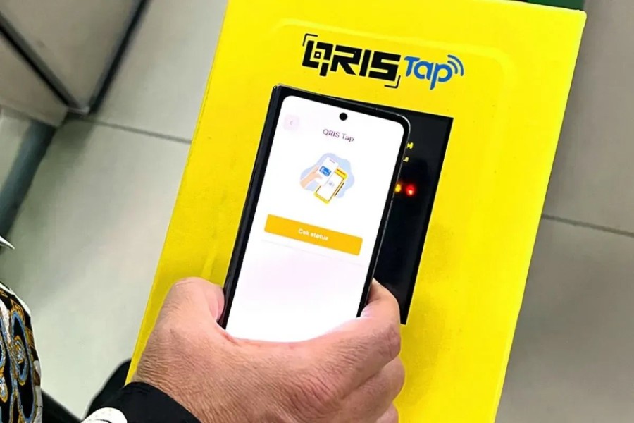 Lonjakan QRIS Tap Dorong Transaksi Digital Transportasi Publik Indonesia Akhir 2025