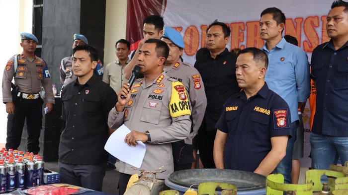 Penggerebekan Sindikat Pengoplos Gas Elpiji Subsidi: 9 Orang Ditangkap di Jakarta dan Bekasi