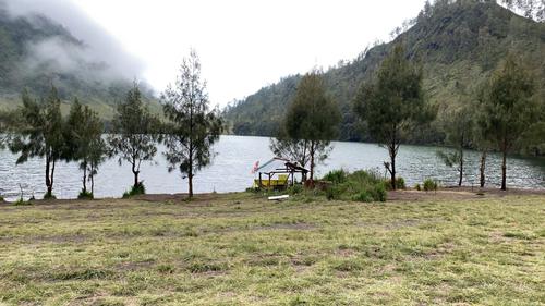 Pengalaman Pendaki di Ranu Kumbolo Saat Erupsi Semeru