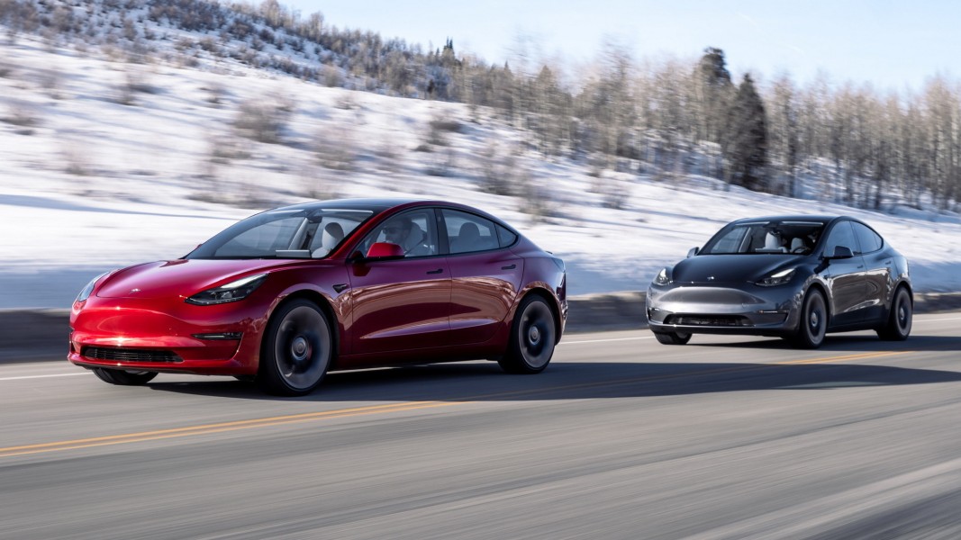 Tesla Pangkas Harga Model 3 RWD, Persaingan Semakin Sengit