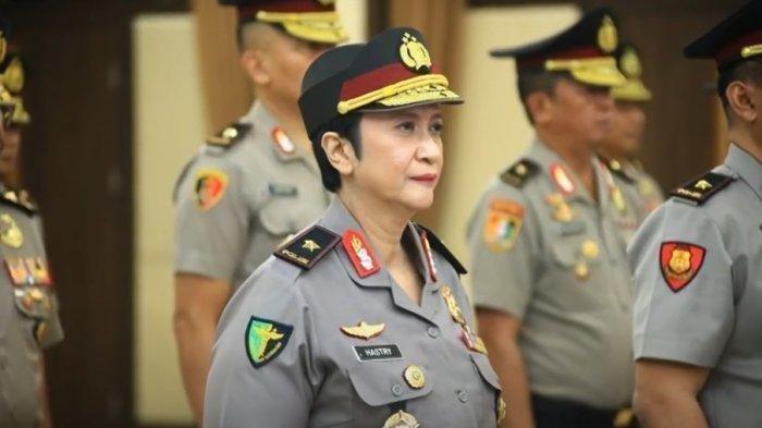 Brigpol Astri: Sosok Inspiratif Polwan di IKN yang Menjalankan Peran Ganda dengan Sukses