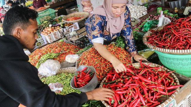 Update Harga Sembako di Surabaya Jumat 14 November 2025, Cabai hingga Minyak Goreng
