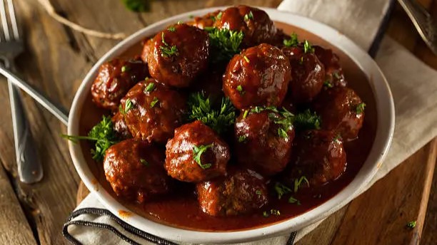 Cara Praktis Membuat Bola-Bola Daging Saus BBQ yang Lezat dan Anti Gagal