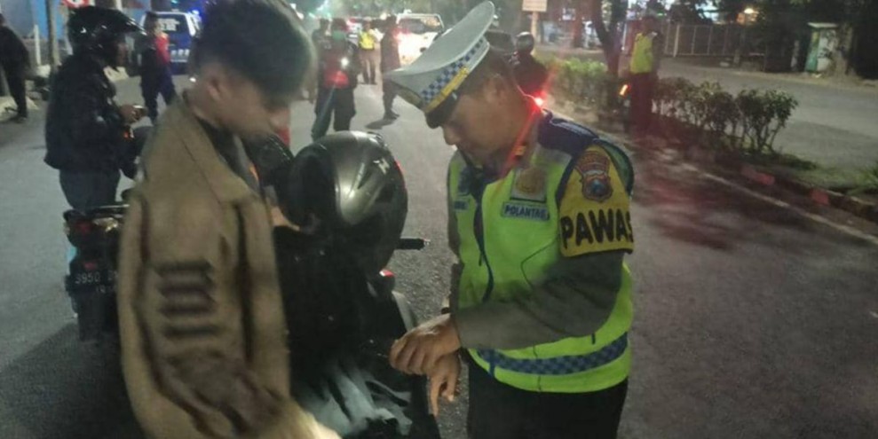 Berapa Denda Tilang Tidak Pakai Helm Saat Berkendara? Ini Nominalnya