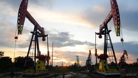 Minyak Menguat karena Sentimen Global