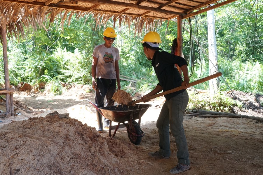PLN Indonesia Power Tingkatkan Kesejahteraan Masyarakat dengan Pemanfaatan Cofiring