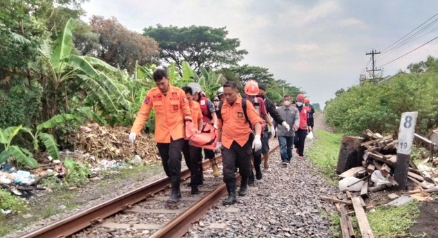 Tragedi di Rel Kereta Sumberjo: Seorang Warga Tewas Ditabrak KA Kedungsepur