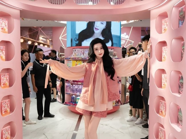 Rahasia Kulit Porselen Fan Bingbing Lewat Ritual Skincare 40 Menit