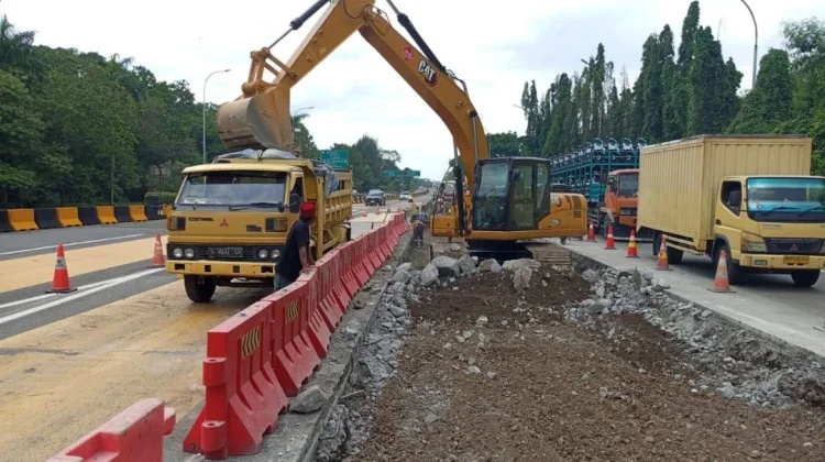 Jasa Marga Lakukan Pemeliharaan Berkala Jalan Tol Jakarta–Cikampek, Pastikan Perjalanan Aman Nyaman