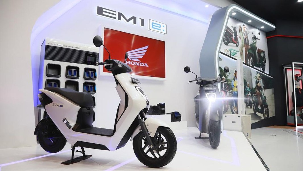 Update Terbaru Harga Motor Listrik Februari 2026, Pilihan Lengkap dari Murah Hingga Premium