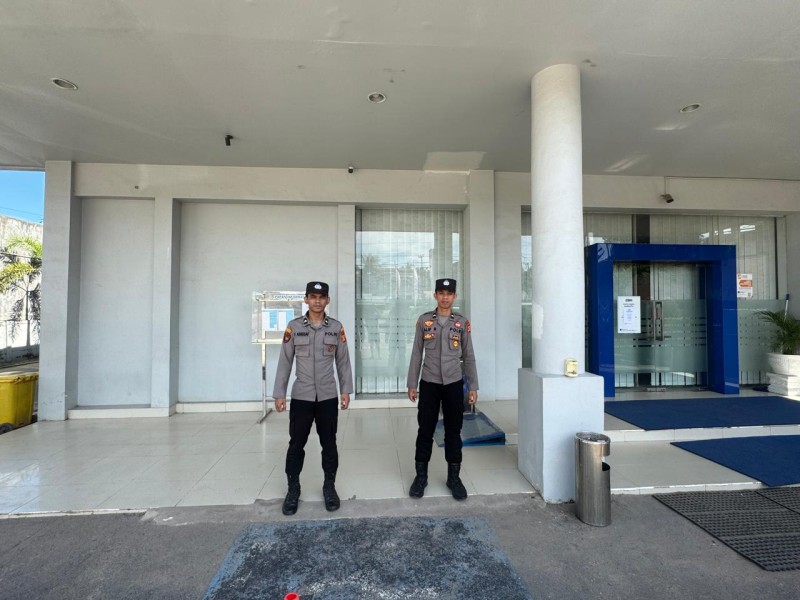 Polsek Sangatta Utara Lakukan patroli keamanan mengecek Area Sekitar BANK