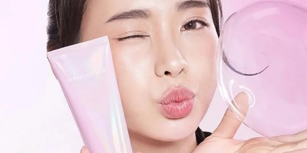 Moisturizer Ringan untuk Cegah Kulit Kering Saat Liburan Akhir Tahun