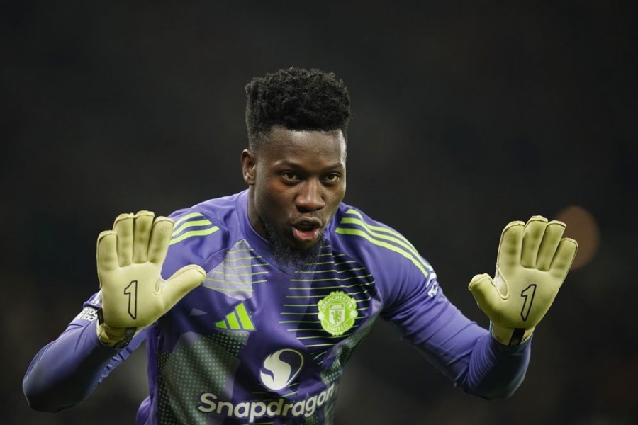 Manchester United: Antara Tawaran dan Pilihan Bertahan