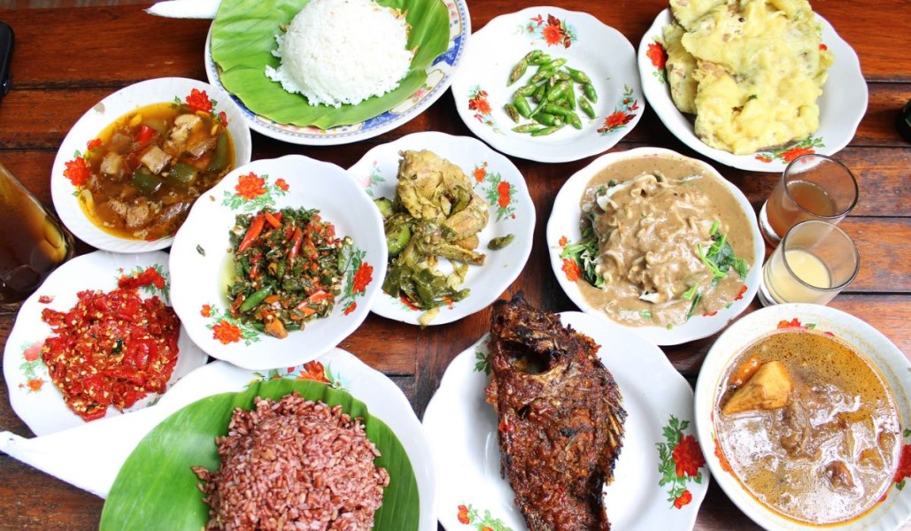 15 Makanan Khas Bengkulu Paling Enak, Wajib dicoba Saat Berkunjung!