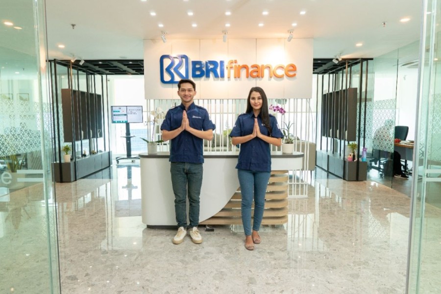 BRI Finance Perluas Layanan Pembiayaan Mobil Listrik, Siap Dukung Transisi Kendaraan Ramah Lingkungan