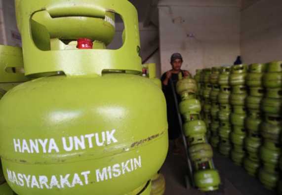 Kelangkaan Gas Elpiji 3 Kg di Belitang Hulu