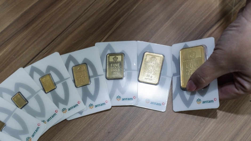 Update: Grafik Harga Emas Antam Pada 3 Januari 2026 Naik atau Turun?