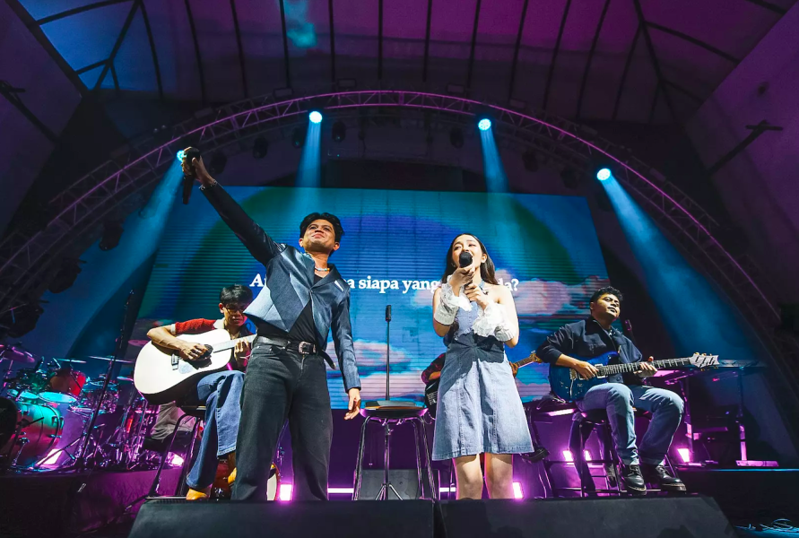 Daftar Harga Penyanyi dan Band Indonesia: Juicy Luicy hingga Bernadya
