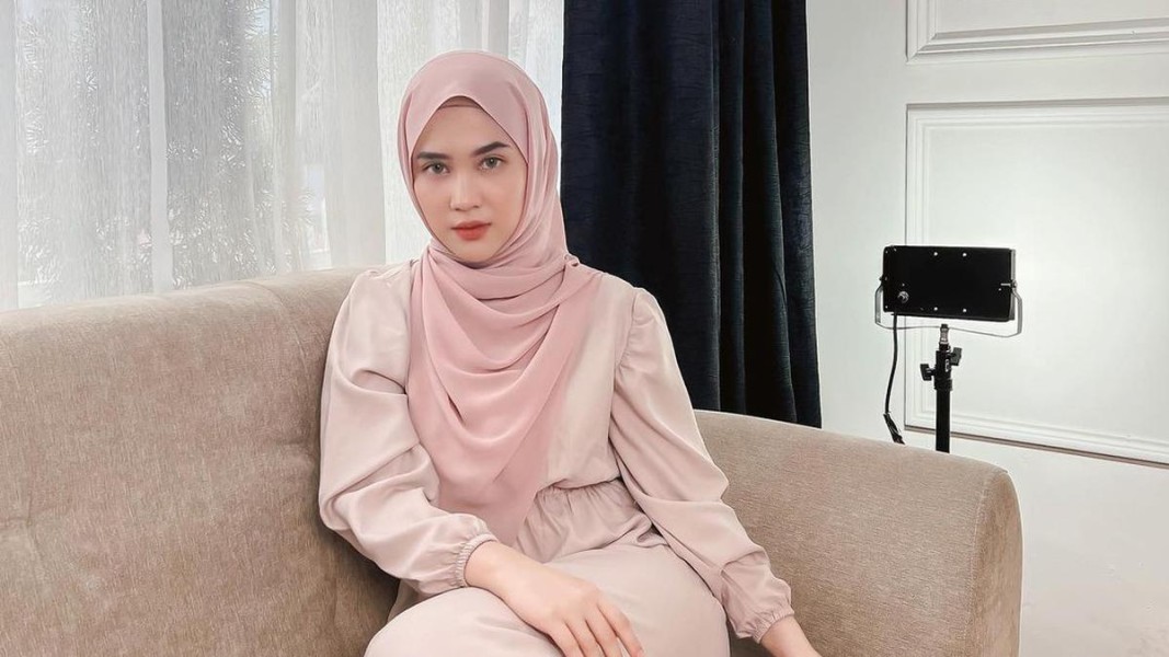 Influencer Muda Salsabilla Buka Peluang Baru bagi Perempuan Indonesia melalui Literasi Finansial