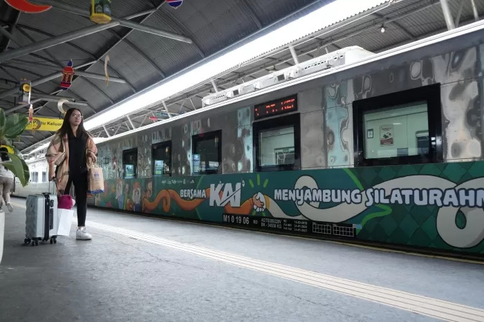KAI Hadirkan Livery Tematik Idulfitri 1446 H untuk Semarakkan Mudik Lebaran