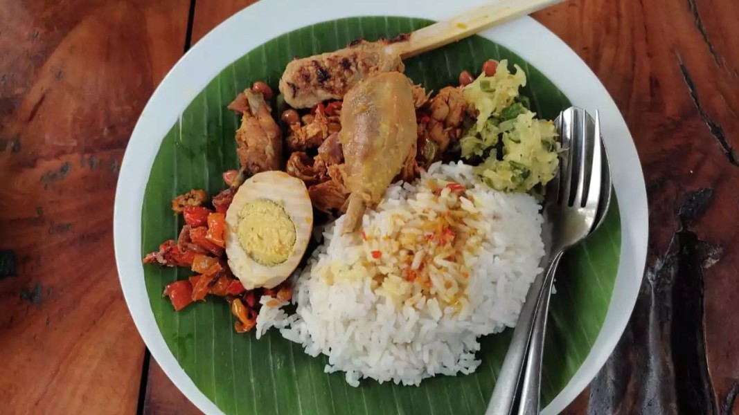 Rekomendasi 7 Tempat Makan Enak di Badung Bali Terbaru 2025