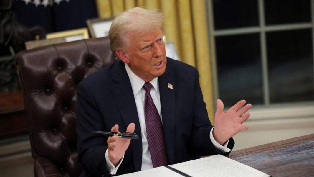 Donald Trump Tanda Tangani Perintah Eksekutif: Perempuan Transgender Dilarang Berkompetisi di Olahraga Perempuan