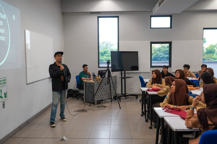 FISIP Unira Malang Selenggarakan Diskusi Inovatif Penulisan Ilmiah Berbasis Teknologi Terkini
