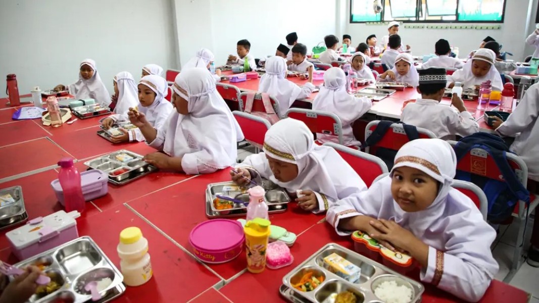 BGN Terapkan Strategi Baru Agar Makan Bergizi Gratis Dikonsumsi Tepat Waktu di Sekolah