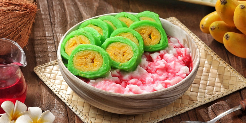 Es Pisang Ijo Makassar, Perpaduan Rasa dan Sejarah Panjang