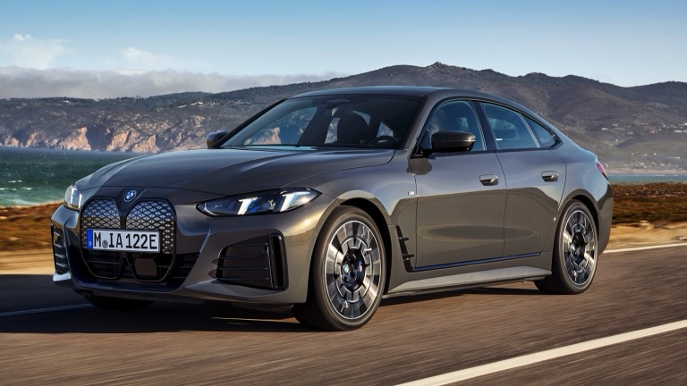 Pilihan Mobil Listrik Sedan yang Canggih, Hemat Energi, dan Tawarkan Performa Optimal