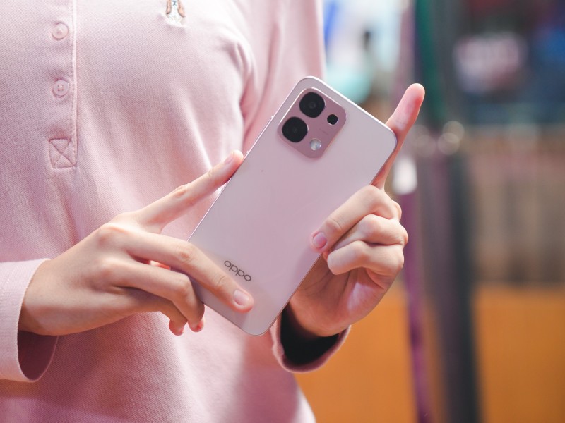 OPPO A6 Pro: Intip Spesifikasi, Performa dan  Baterai 7000mAh