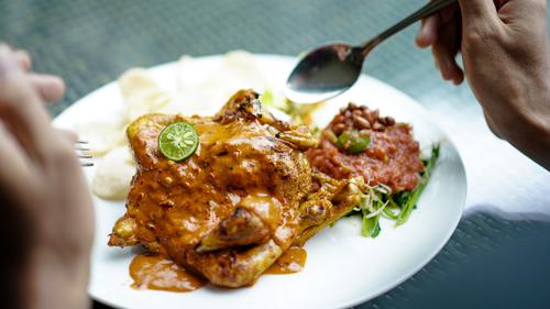 5 Kuliner Khas Mandalika Wajib Dicicipi Wisatawan 2025