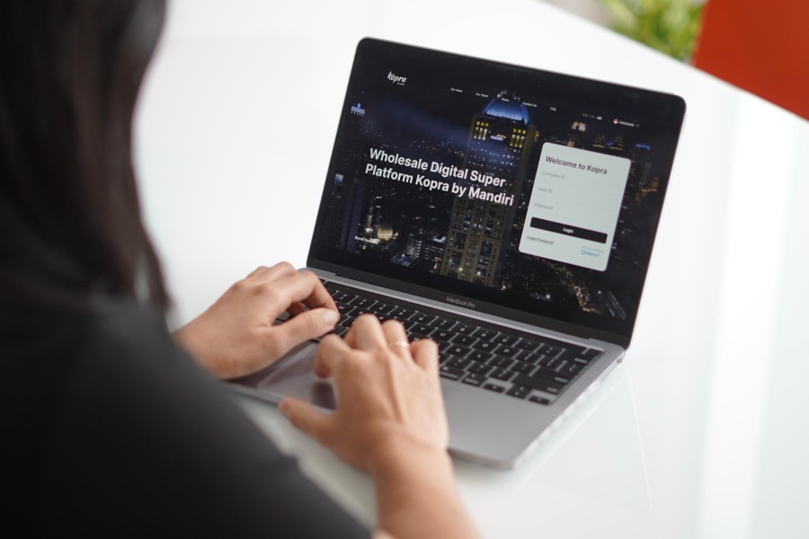 Bank Mandiri hadirkan platform digital wholesale banking yang memungkinkan pelaku usaha besar memantau status pembayaran dan pencatatan invoice dengan notifikasi otomatis terpercaya