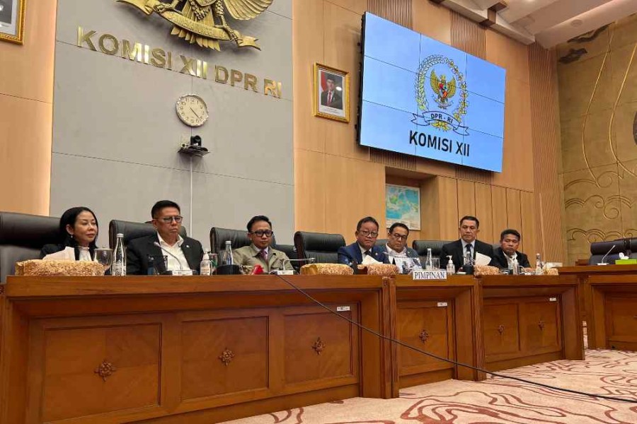 Sri Mulyani, Efisiensi tapi Minta Tambahan Anggaran