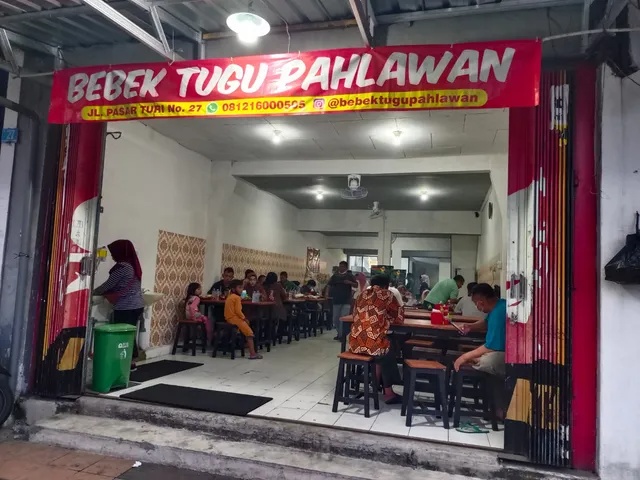 5 Rekomendasi Tempat Makan Malam Terbaik Dekat Kota Lama Surabaya, Nasi Cumi Wajib Dicoba