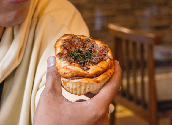 Rekomendasi Oleh-Oleh Kekinian dari Jakarta yang Cocok Dibagikan ke Keluarga Besar