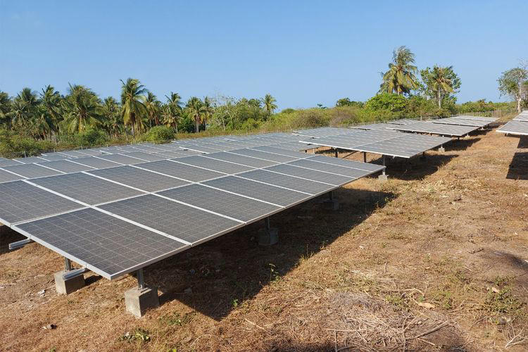 Kemendes Dorong Cepat Swasembada Energi Melalui Elektrifikasi Desa